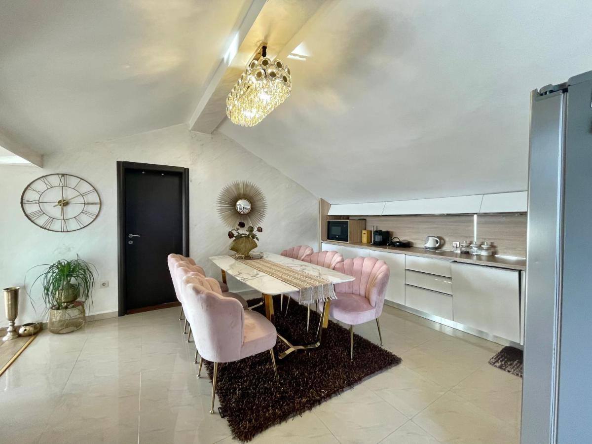 Apartments Kentera Lux Свети Стефан Екстериор снимка