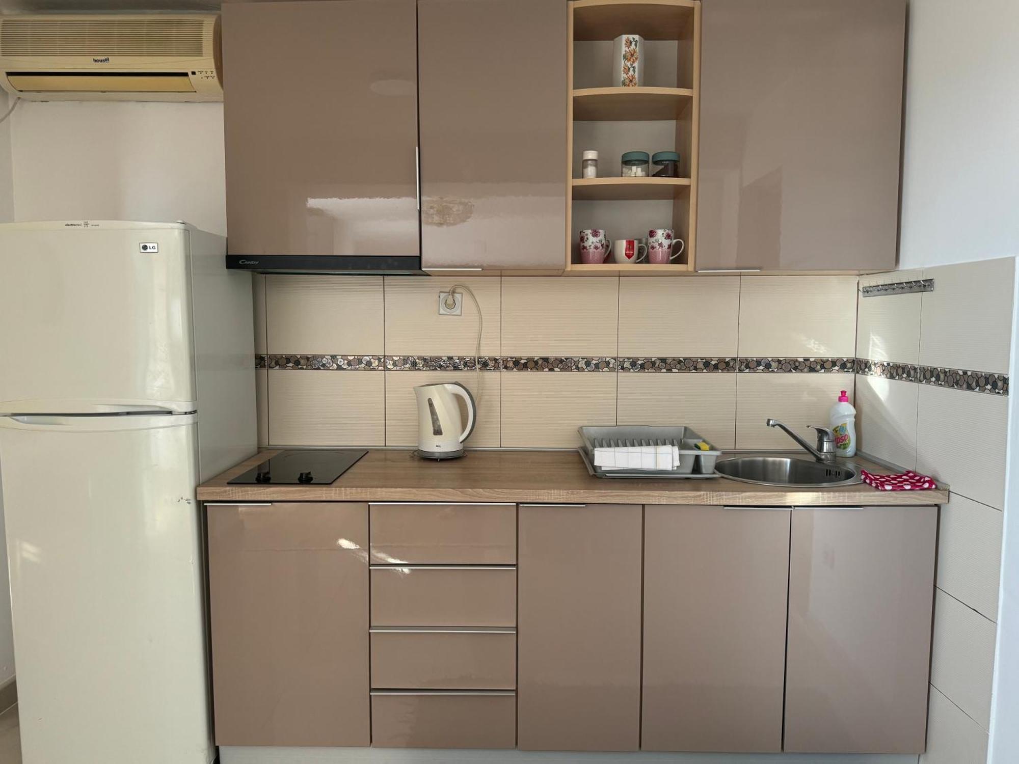 Apartments Kentera Lux Свети Стефан Стая снимка